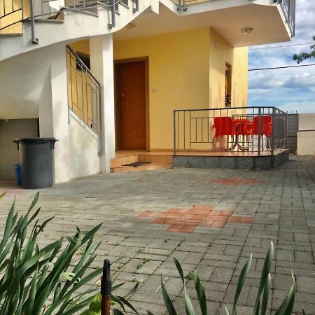 Shyqi Apartments Velipoje Bagian luar foto