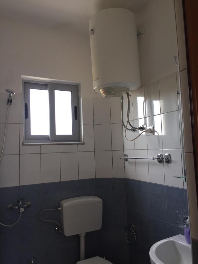 Shyqi Apartments Velipoje Bagian luar foto