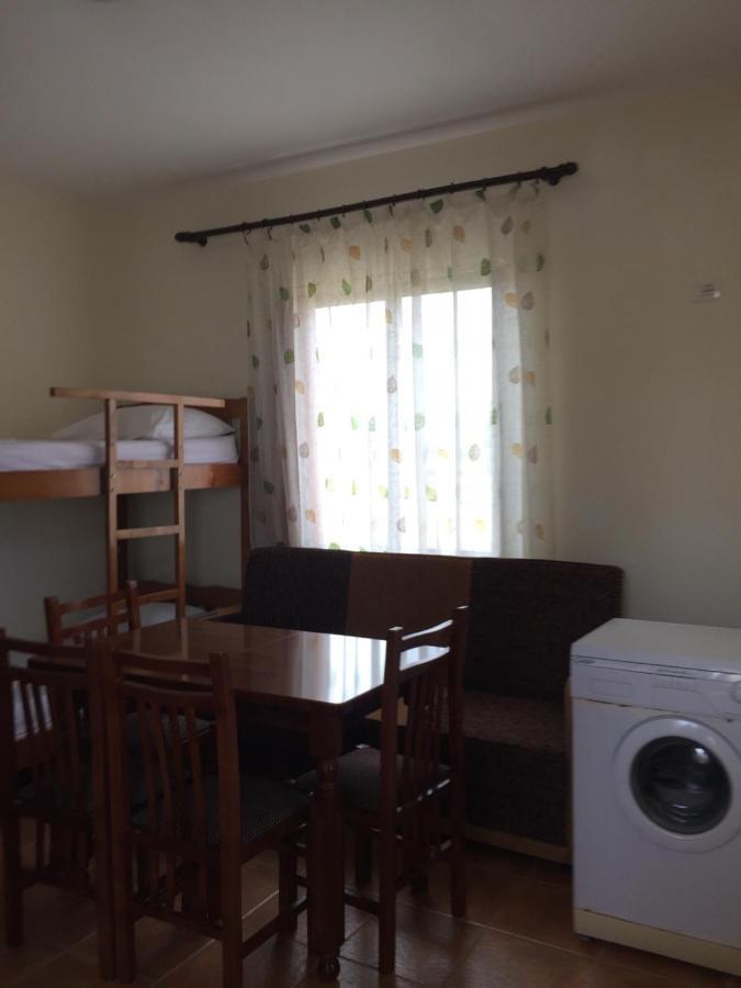 Shyqi Apartments Velipoje Bagian luar foto