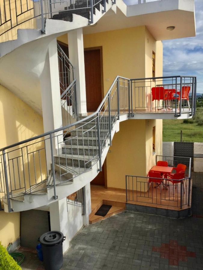 Shyqi Apartments Velipoje Bagian luar foto